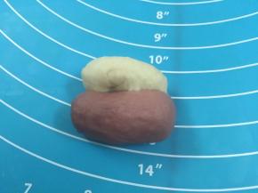 14. 剩余的把两个面团混合在一起