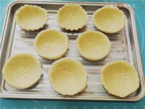 全部做好后，放入烤盘中。