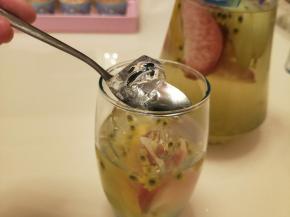 夏天喝的时候加入冰块会更好喝，酸酸甜甜冰冰凉凉