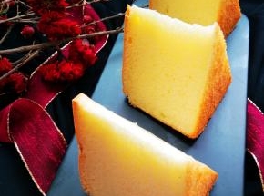 如云朵般的轻盈。