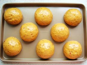 再次发酵稍微变大。