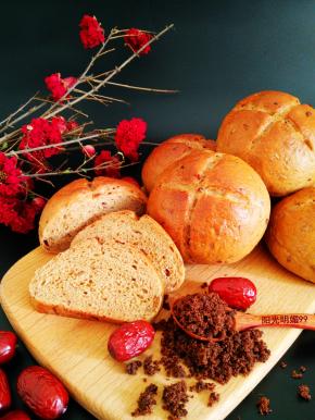 外皮韧性有嚼劲，内部组织宣软。