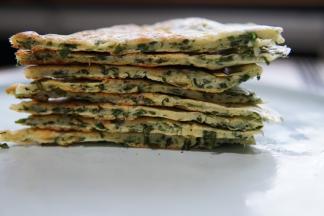 堆起来有些像千层饼的即视感呢