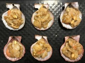 依次完成所有后摆在烤盘上。