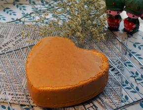 出炉震两下，马上倒扣，完全冷却后脱模