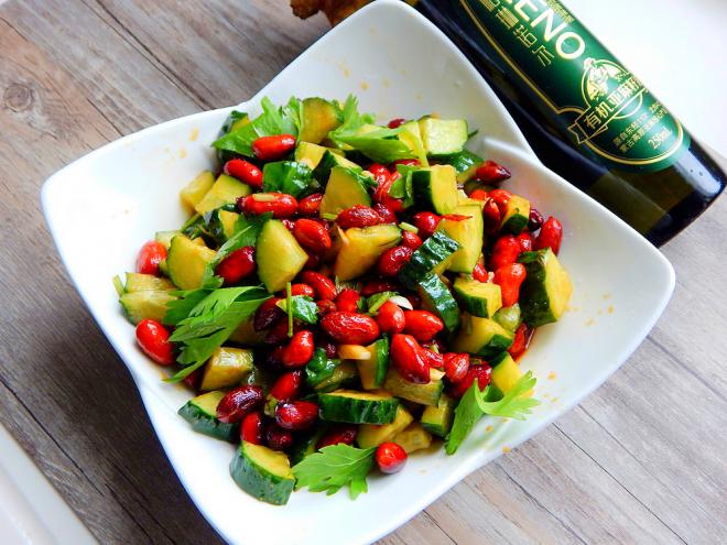 黄瓜凉拌花生米