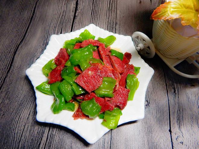 青椒炒五香牛肉