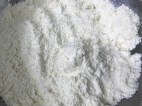 捏好的状态如图，有很细小的颗粒