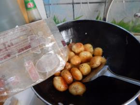 加入一点五香粉