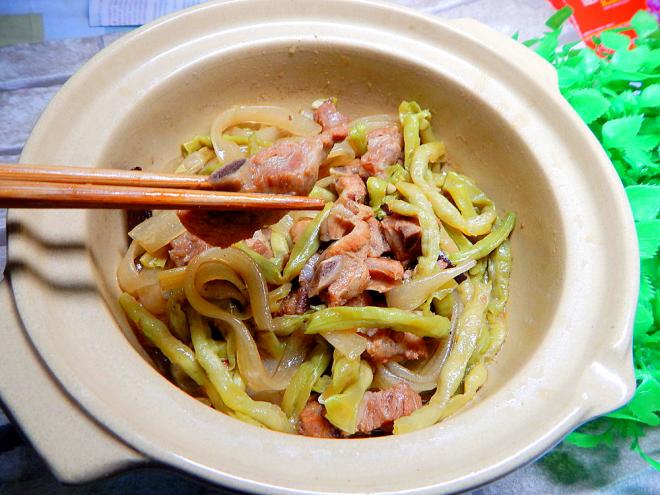 豆角烧排骨