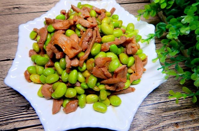毛豆炒肉