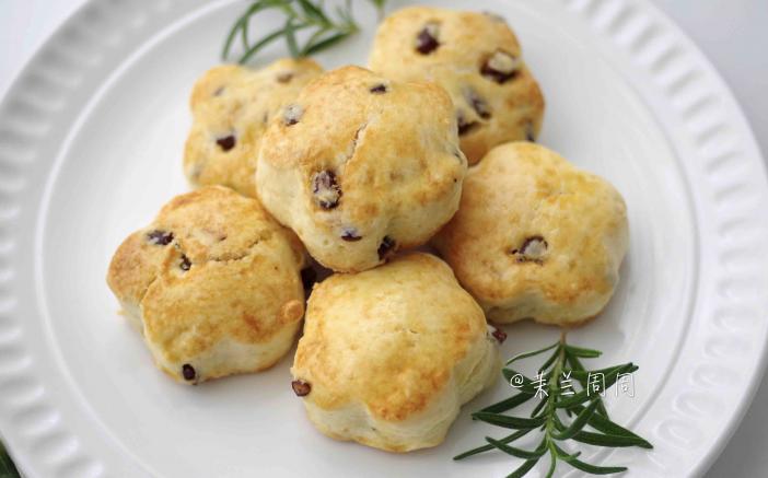 蜜豆炼乳司康饼