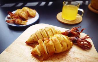 出炉后撒了一层孜然粉