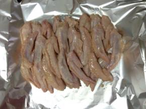 把鸡亦尖平铺放整齐