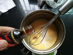 加入1滴香草精，没有可以省略