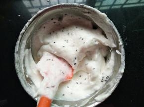 随意的切拌几下