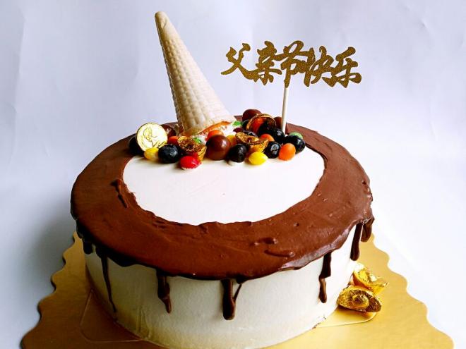 巧克力淋面蛋糕