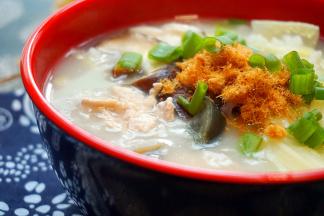 撒上自制的肉松