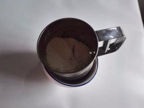 低粉过筛。
