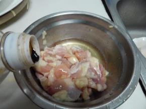 鸡软骨加入料酒