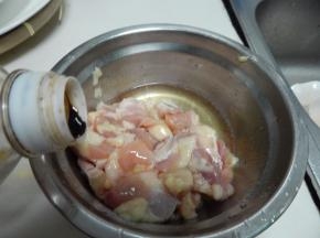 鸡软骨加入料酒