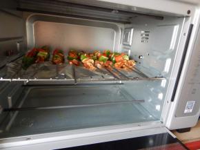 上烤箱200度烤15分钟