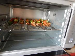 上烤箱200度烤15分钟