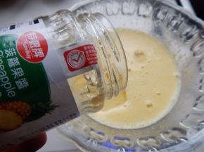加入菠萝果酱