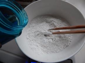 糯米粉加入清水
