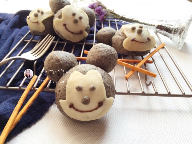 汤种米奇黑芝麻面包