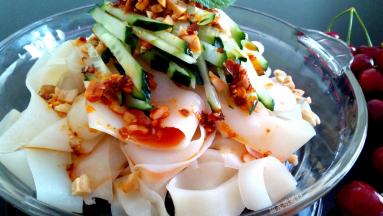 炎炎夏日来上一碗，非常的爽口美味！