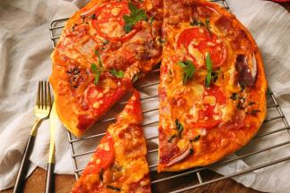 薄底无边才是披萨的正确打开方式。