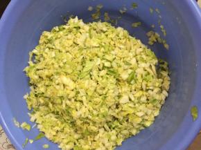 7. 出水后的白菜和椰菜，