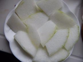 冬瓜去皮切片