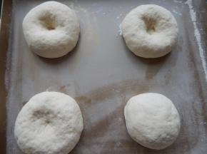 柔成圆，放烤盘