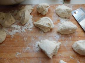 排气醒10分钟切成小块