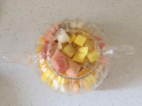 加入准备好的水果