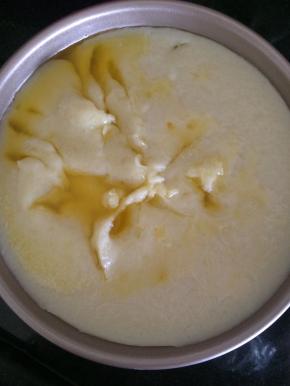 蒸好后趁热加入黄油