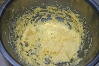 充分混合均匀，无需打发；