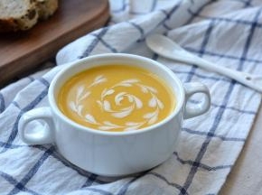 原味的更健康，如果小孩子要喝甜的，可以适量加糖