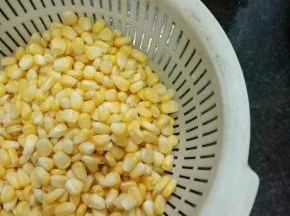 鲜玉米剥成粒