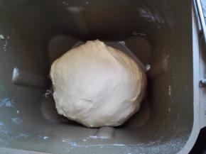 面包机揉35分钟到扩展阶段就可以了。