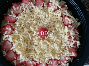再撒上余下所有的芝士