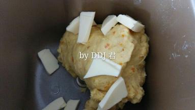 一个程序后加入软化好的黄油