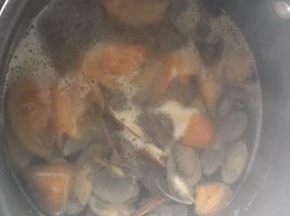 烧开后放入花甲