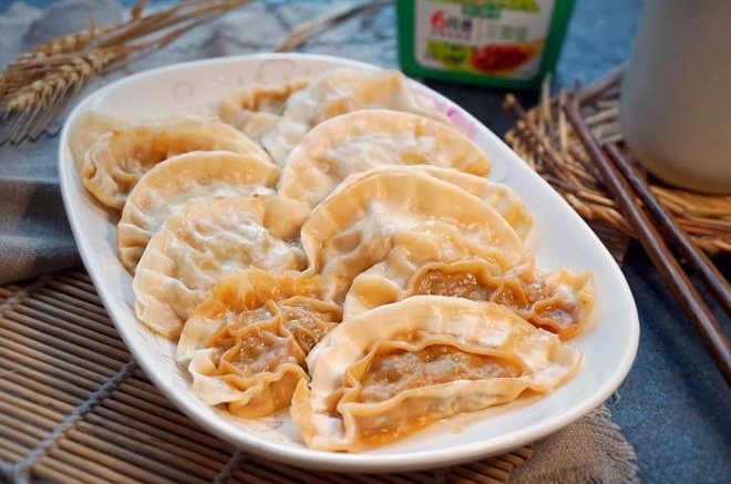 灌汤蒸饺