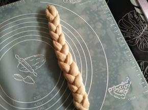 编程3股辫子，头围要捏紧