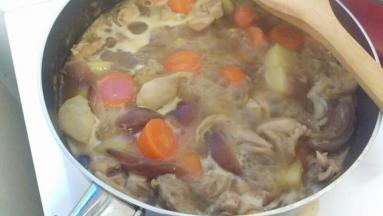 煮到土豆软了。