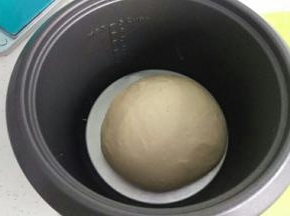 放室温28度左右发酵1个小时。