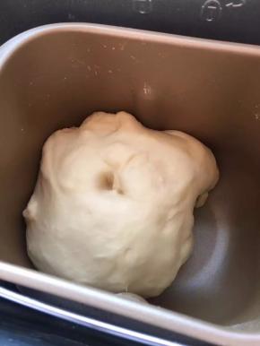 揉好的面团进行发酵，发酵成原面团的两倍大